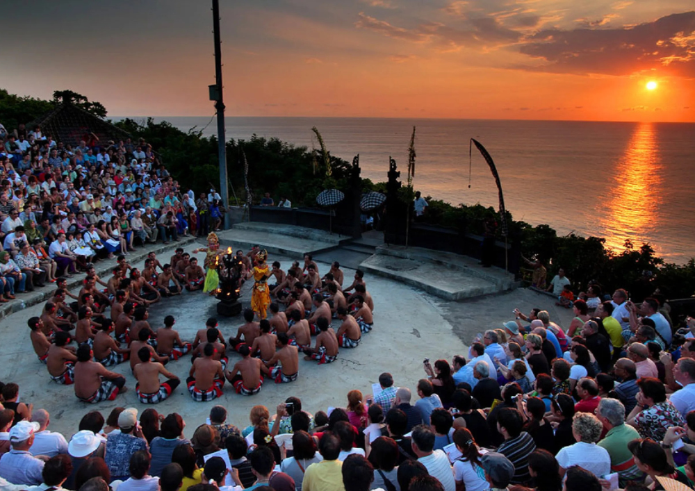 HALF DAY ULUWATU TOUR